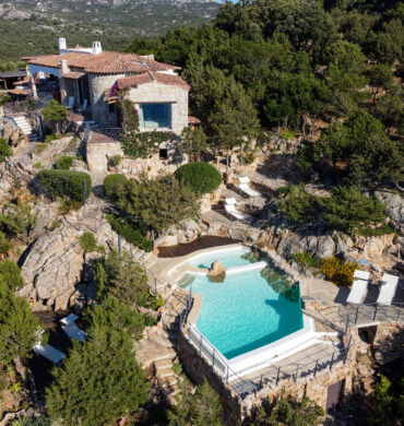 VILLA IN AFFITTO CALA DEI GINEPRI BAJA SARDINIA